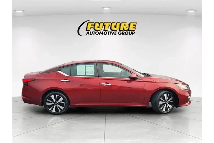 $17688 : Nissan Altima 2022 2.5 SV 4d image 9
