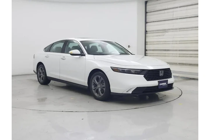 $27998 : Honda Accord 2024 EX 4dr Sed image 1