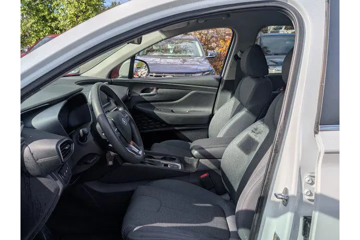 $16844 : Hyundai SANTA FE 2019 SE 2.4 image 8