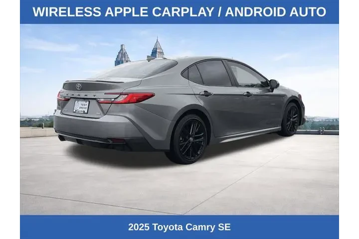 $29488 : Toyota Camry 2025 SE 4dr Sed image 5