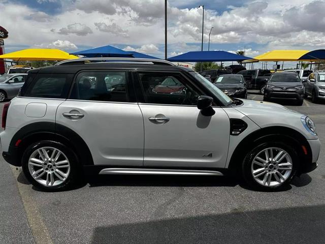 $27995 : Pre-Owned 2022 Countryman Coo image 5