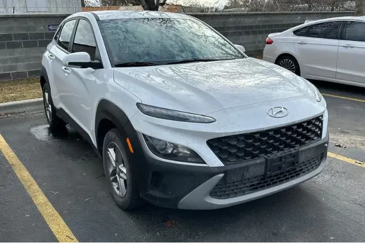 $12995 : Hyundai KONA 2022 AWD SE 4dr image 4
