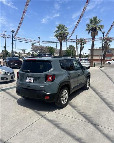 $12995 : 2018 JEEP RENEGADE2018 JEEP R image 4