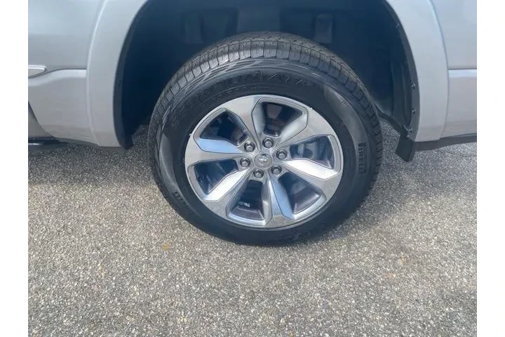 $39479 : Ram 1500 2022 4x4 Limited 4d image 8