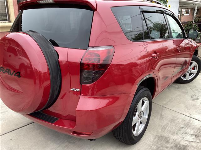 $6590 : Toyota RAV4-4WD-07-<7pasajeros image 2