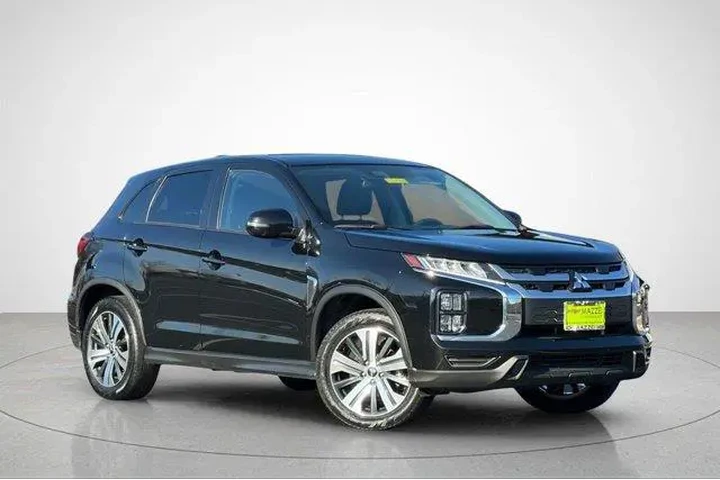 $17456 : Mitsubishi Outlander Sport 2 image 2
