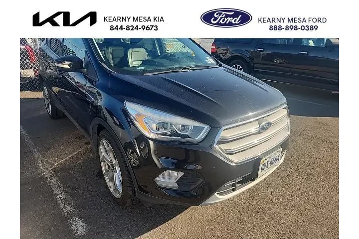 $15392 : Ford Escape 2019 Titanium 4d image 1