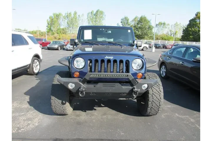 Jeep Wrangler Unlimited 2013 image 2