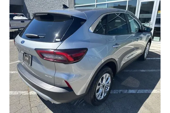 $22950 : Ford Escape 2024 AWD Active image 5
