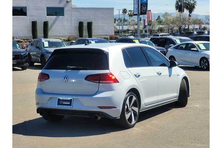 $13888 : Volkswagen Golf GTI 2018 S 4 image 5