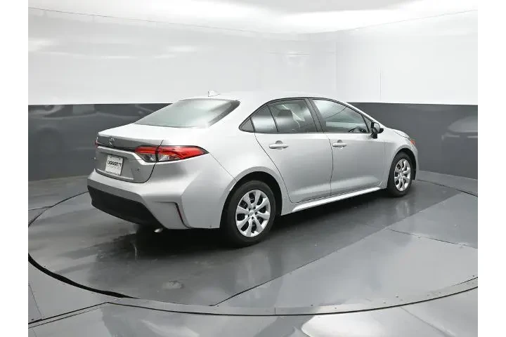 $22991 : Toyota Corolla 2024 LE 4dr S image 8