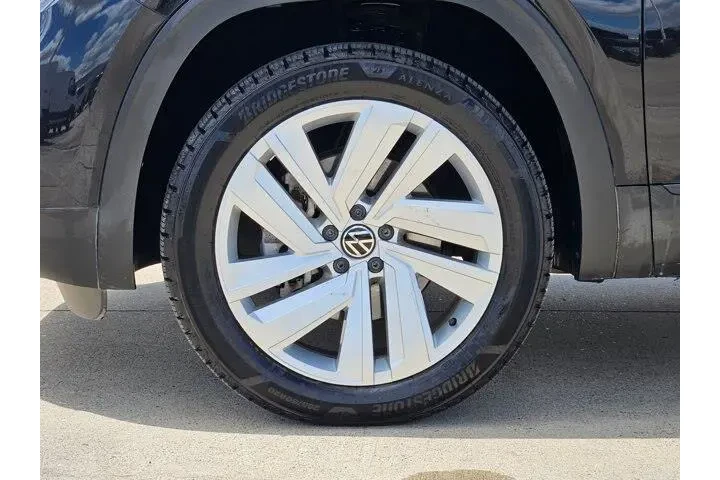 $16500 : Volkswagen Atlas Cross Sport image 10