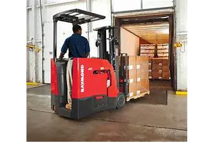OPERATOR FORLIFT image 2