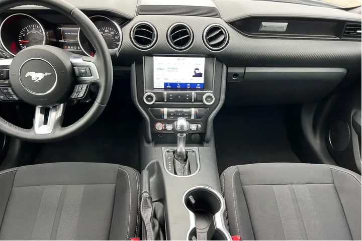 $25268 : Ford Mustang 2023 EcoBoost 2 image 3