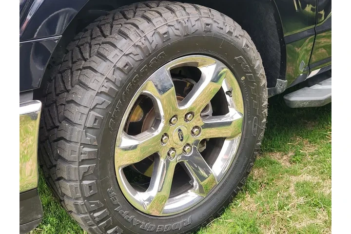 $35870 : Ford F-150 2022 4x4 XLT 4dr image 9