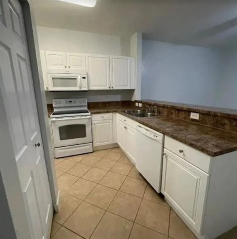 $2600 : Beautiful townhouse for rent image 3