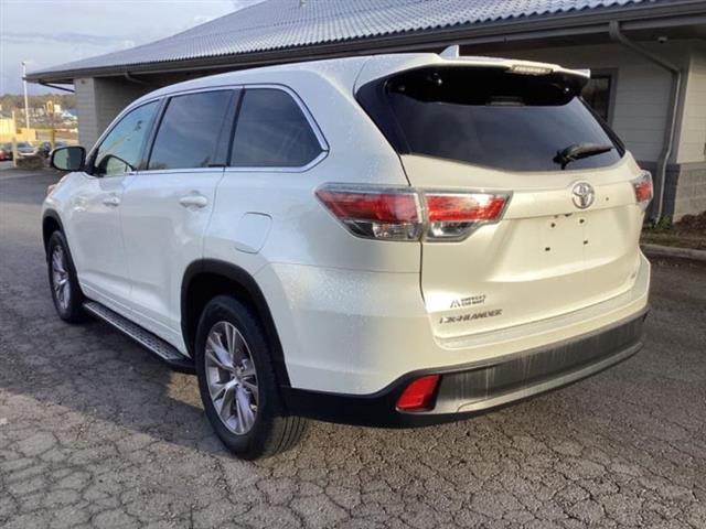 2014 Highlander image 6