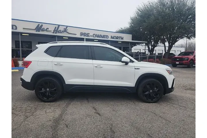 $20995 : Volkswagen Taos 2023 SE 4dr image 2