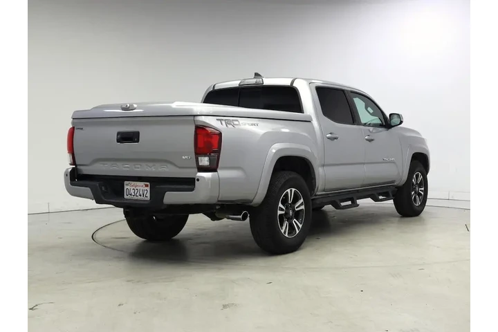$30998 : Toyota Tacoma 2019 4x2 TRD S image 8