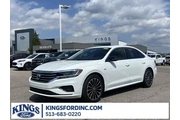 Volkswagen Passat 2022 Limit en Elizabethtown