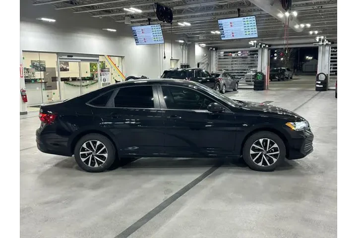 $16450 : Volkswagen Jetta 2022 S 4dr image 8