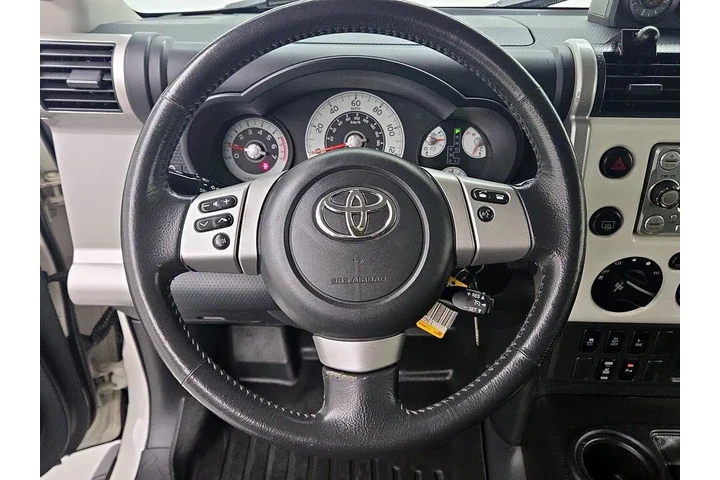 $36998 : Toyota FJ Cruiser 2014 4x4 4 image 10