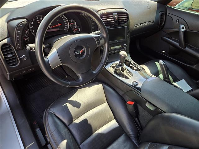 $43591 : Pre-Owned 2008 Corvette Z06 image 10