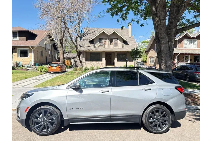 $8995 : 2023 Equinox FWD RS image 3
