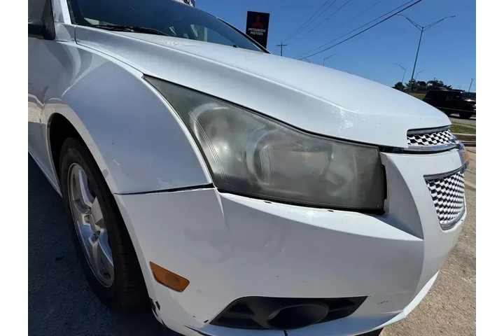 $2498 : Chevrolet Cruze 2012 LT 4dr image 3