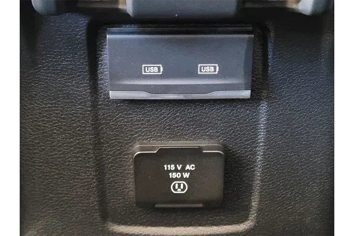 $31988 : Jeep Wrangler Unlimited 2022 image 8