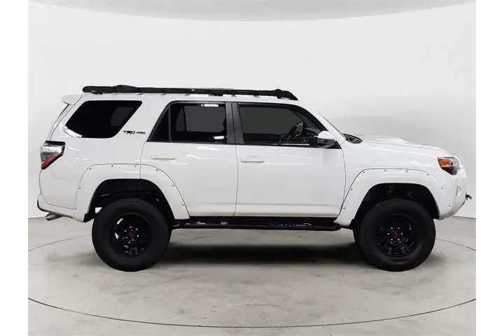 $25961 : Toyota 4Runner 2017 4x4 TRD image 6