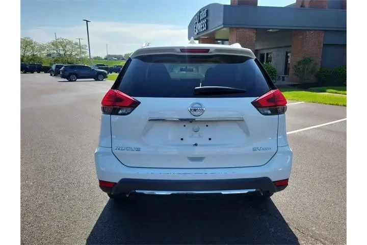 $8552 : Nissan Rogue 2017 AWD S 4dr image 4