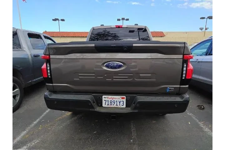 $39910 : Ford F-150 Lightning 2023 AW image 5