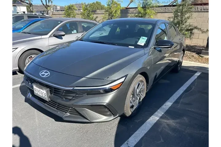 $20500 : Hyundai ELANTRA 2025 SEL Spo image 4