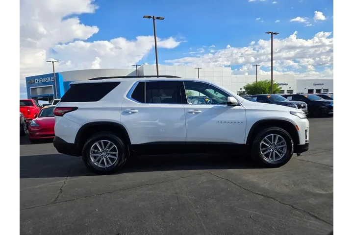 $30148 : Chevrolet Traverse 2023 LT C image 7