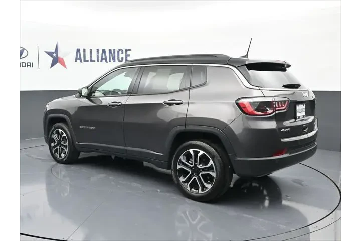 $26132 : Jeep Compass 2024 4x4 Limite image 5
