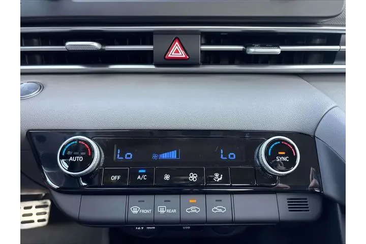 $23630 : Hyundai ELANTRA 2025 SEL Spo image 10