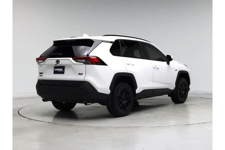 $30998 : Toyota RAV4 2024 XLE 4dr SUV image 8