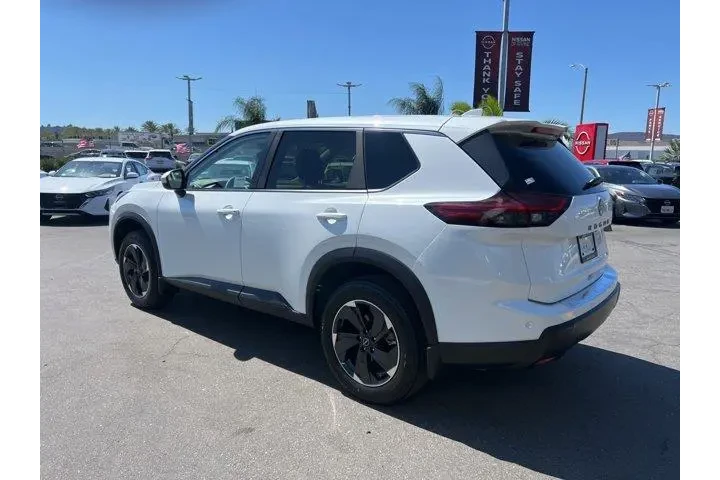 $26099 : Nissan Rogue 2025 SV 4dr Cro image 4