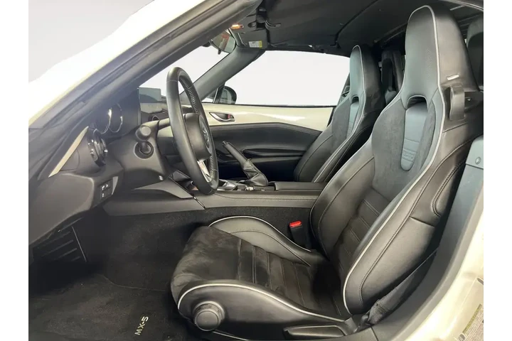 $36000 : Mazda MX-5 Miata RF 2024 Clu image 2