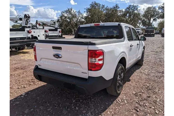 $23577 : Ford Maverick 2022 AWD XL 4d image 3