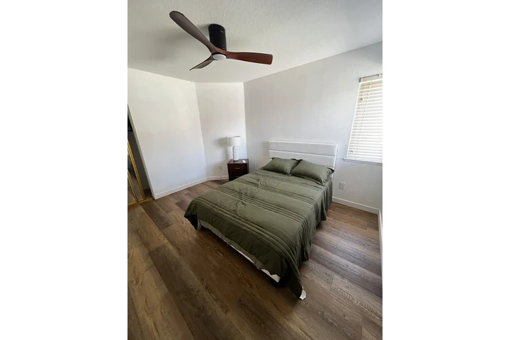 $850 : Cuarto Amoblado image 7