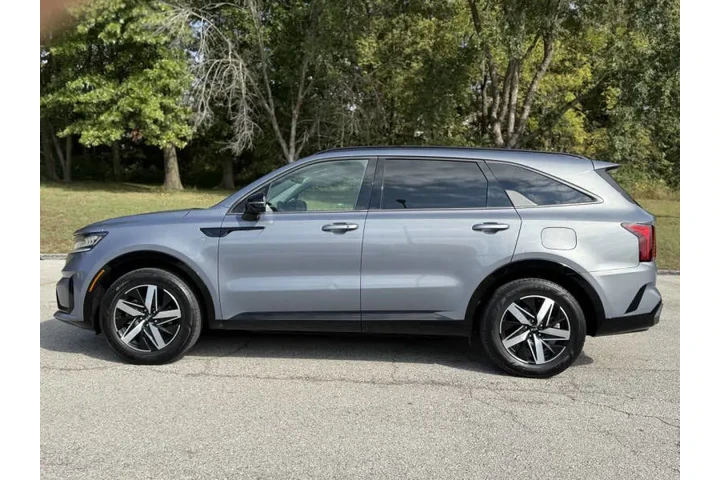 $17999 : 2021 Sorento S image 10