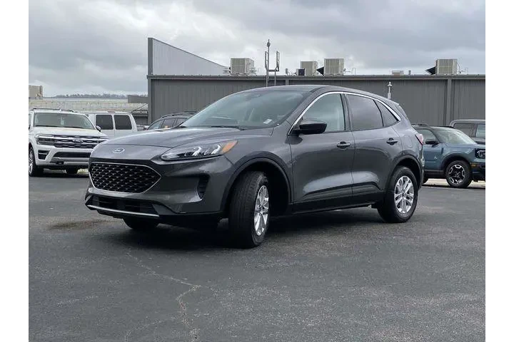 $18990 : Ford Escape 2021 AWD SE 4dr image 8