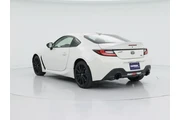 $34998 : Toyota GR86 2024 Premium 2dr thumbnail