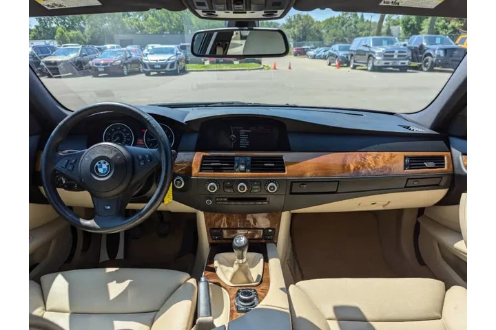 $14972 : 2010 BMW 5 Series 535i xDrive image 3
