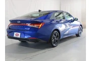 $21680 : Hyundai ELANTRA Hybrid 2023 thumbnail