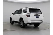 $39998 : Toyota 4Runner 2023 4x4 TRD thumbnail