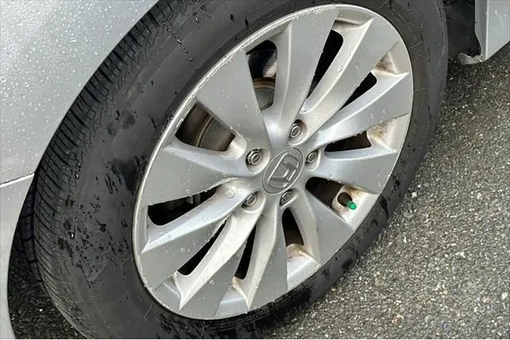 $12990 : Honda Accord 2013 EX 4dr Sed image 7