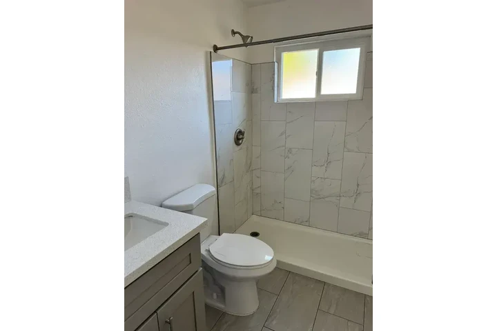 $1100 : Cozy 1-Bedroom and 1-Bathroom image 6
